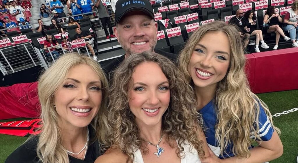 Aidan Hutchinson' mom, dad and sisters