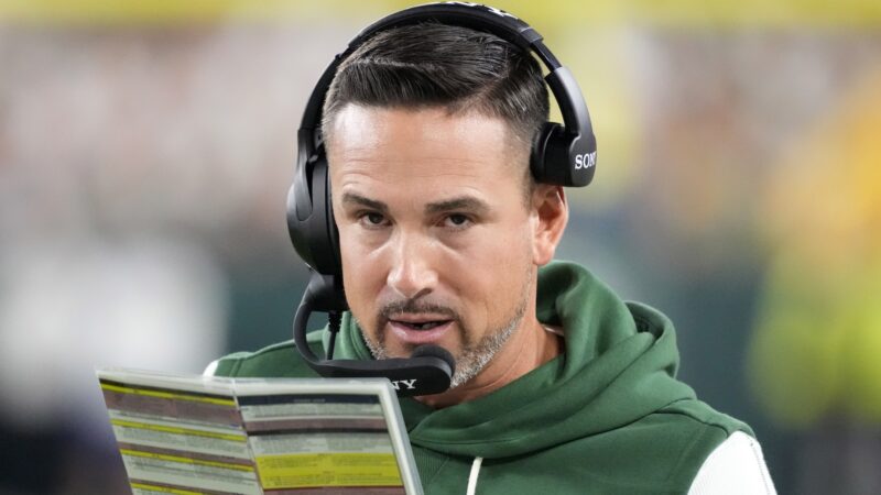 Matt LaFleur calls a play