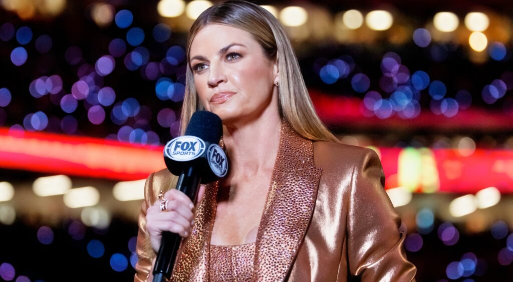 Erin Andrews holding microphone