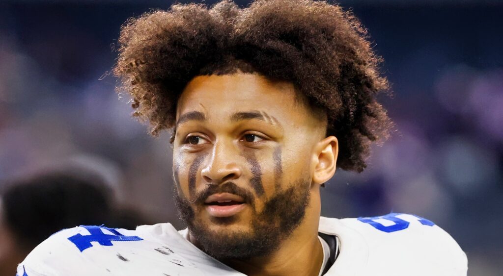 Marshawn Kneeland with face paint