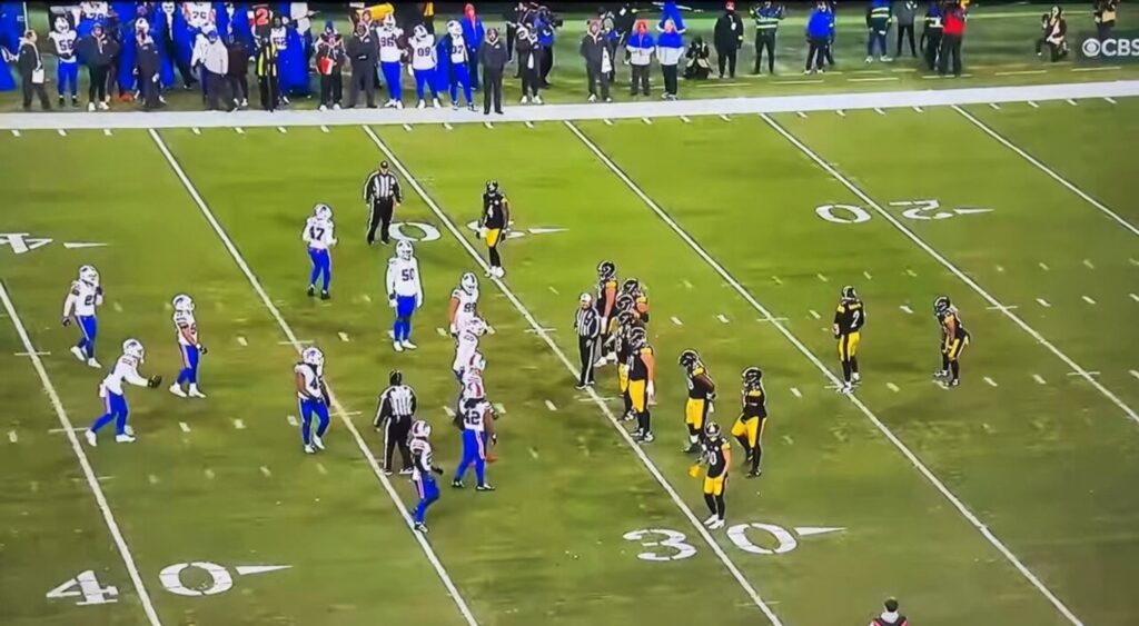 Buffalo Bills and Pittsburgh Steelers. Tony Romo made a weird call during the game.