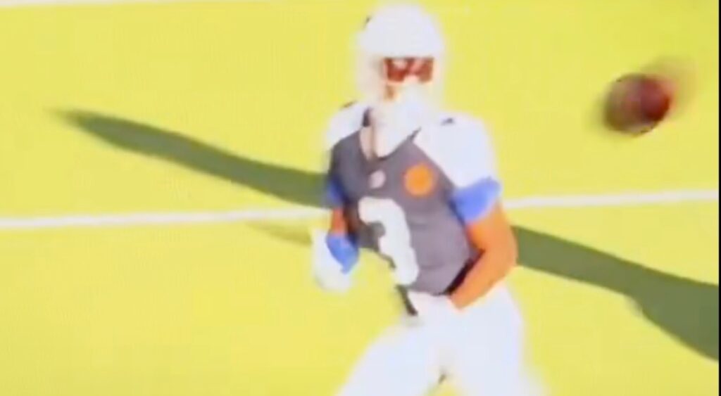 George Pickens trying to catch a ball.