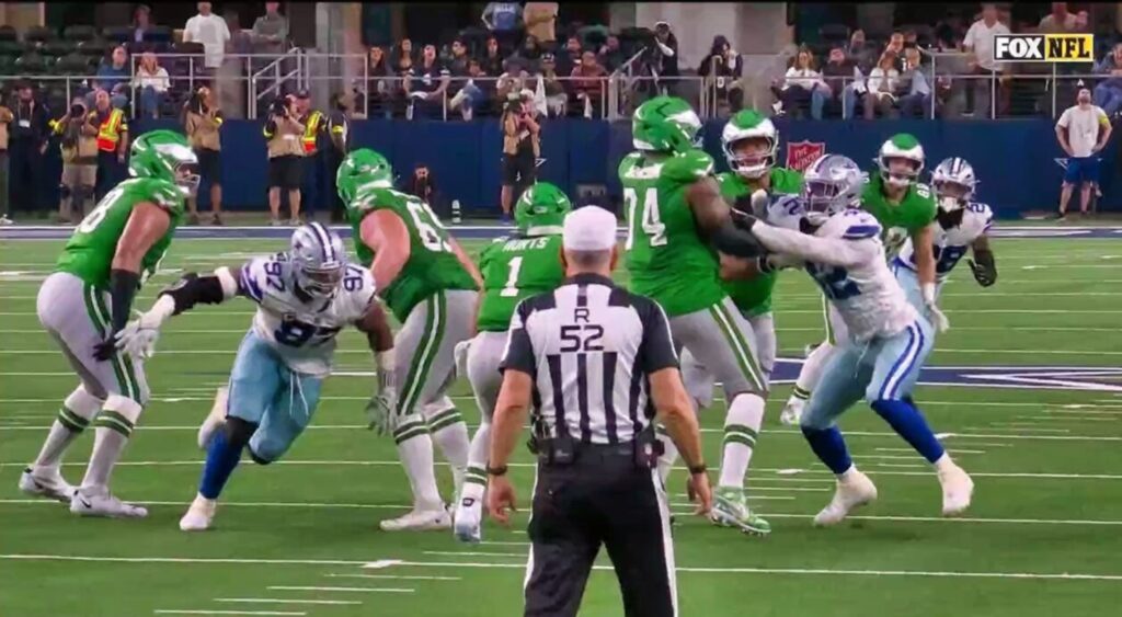 Photo of play from Eagles-Cowboys game for article on Tom Brady