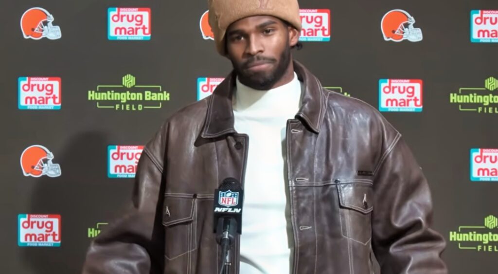 Shedeur Sanders talking to reporters