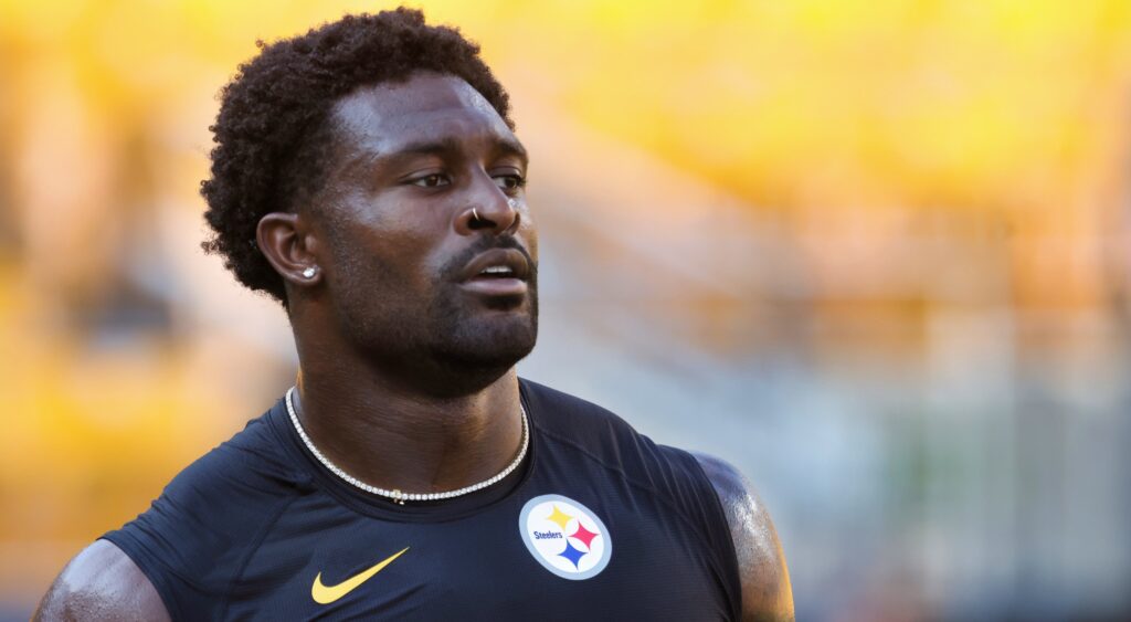 DK Metcalf in Steelers gear