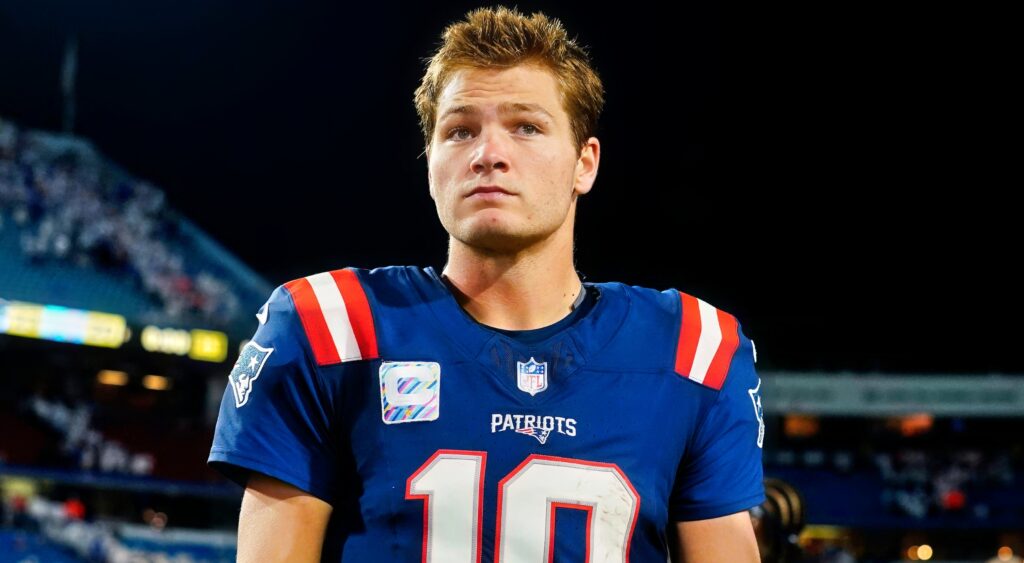 Drake Maye in Patriots jersey