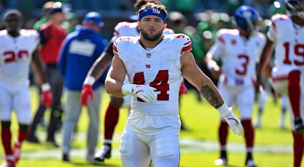 New York Giants running back Cam Skattebo in uniform